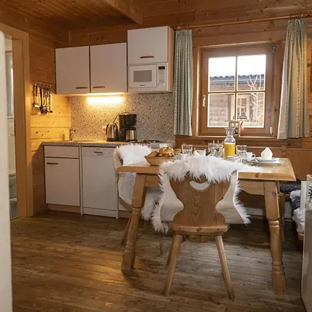 Apartment Urige Doppelhaushaelfte 5 *